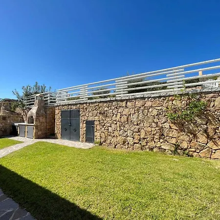 Privata Lux Con Piscina San Teodoro Вилла *