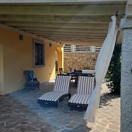 Privata Lux Con Piscina San Teodoro Villa