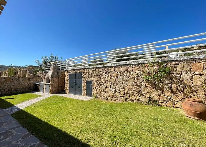 Privata Lux Con Piscina San Teodoro فيلة *